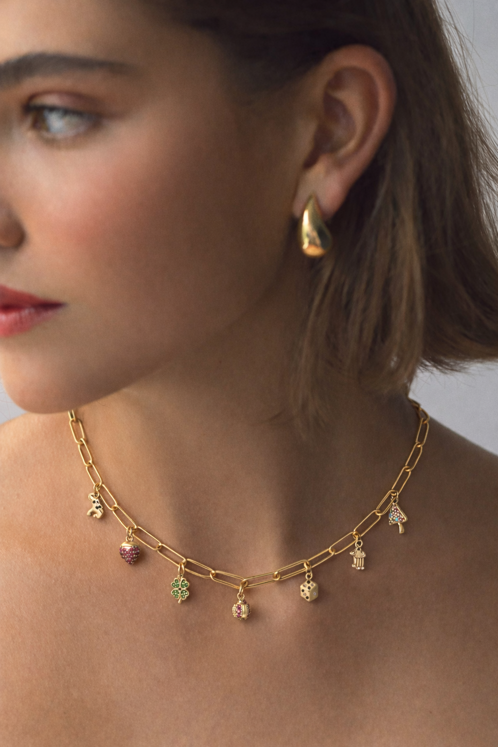 VINTAGE CHARM NECKLACE